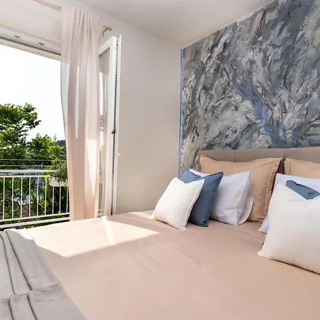 Yukka Comfor Center Hvar With Parking